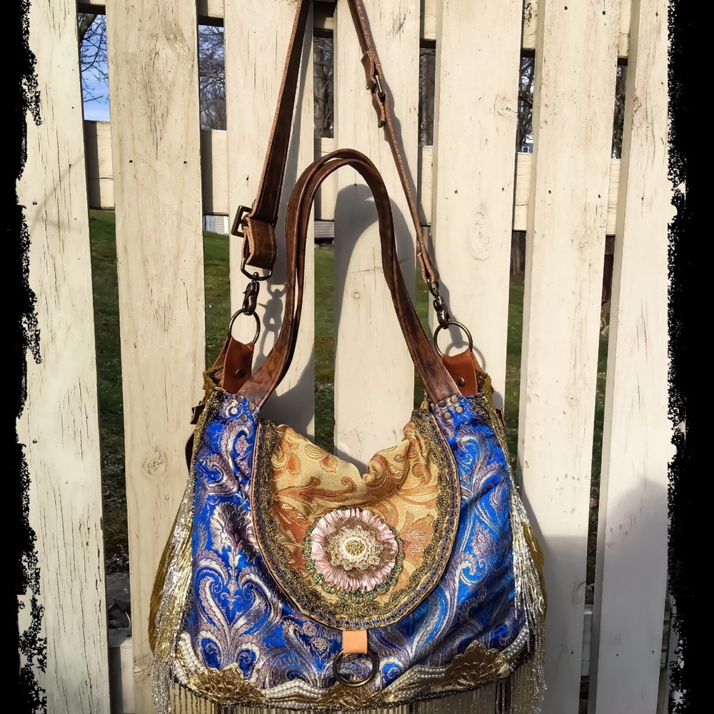 Free people LIKE Boho vibe Carpet, hand bag Hobo bag cushion